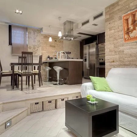 Ad Luxury
